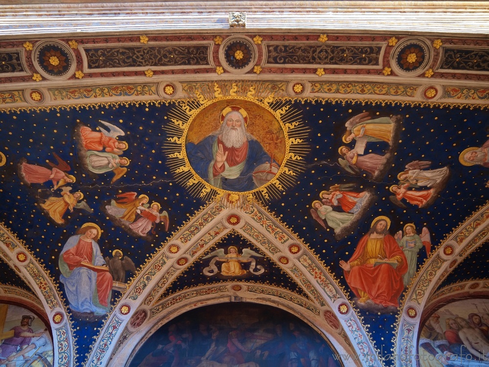Milano - Affreschi nella Sala delle Monache in San Maurizio